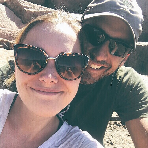 Hi! I’m Kaelah 👋🏻 - Picture 2 of 5